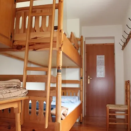 Postarski Dom On Vrsic بيت ضيافة كْرانْيِسكا غورا