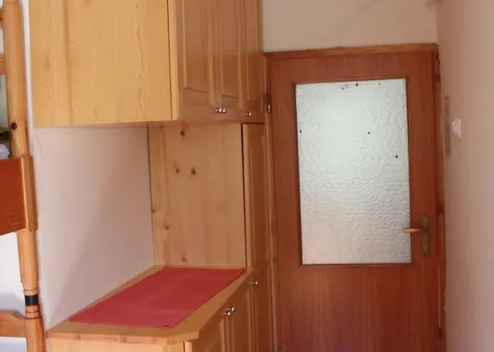 Postarski Dom On Vrsic