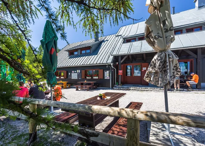 Postarski Dom On Vrsic *