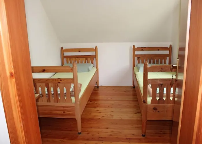 Postarski Dom On Vrsic